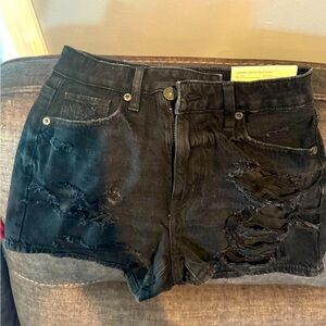 NWT American Eagle 00 24W black distressed denim shorts